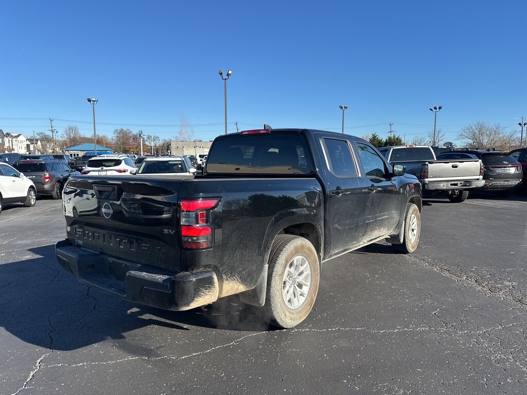 Used 2024 Nissan Frontier SV Truck Crew Cab