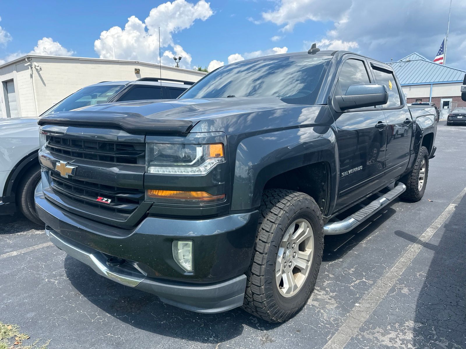 Used 2018 Chevrolet Silverado 1500 LT LT2