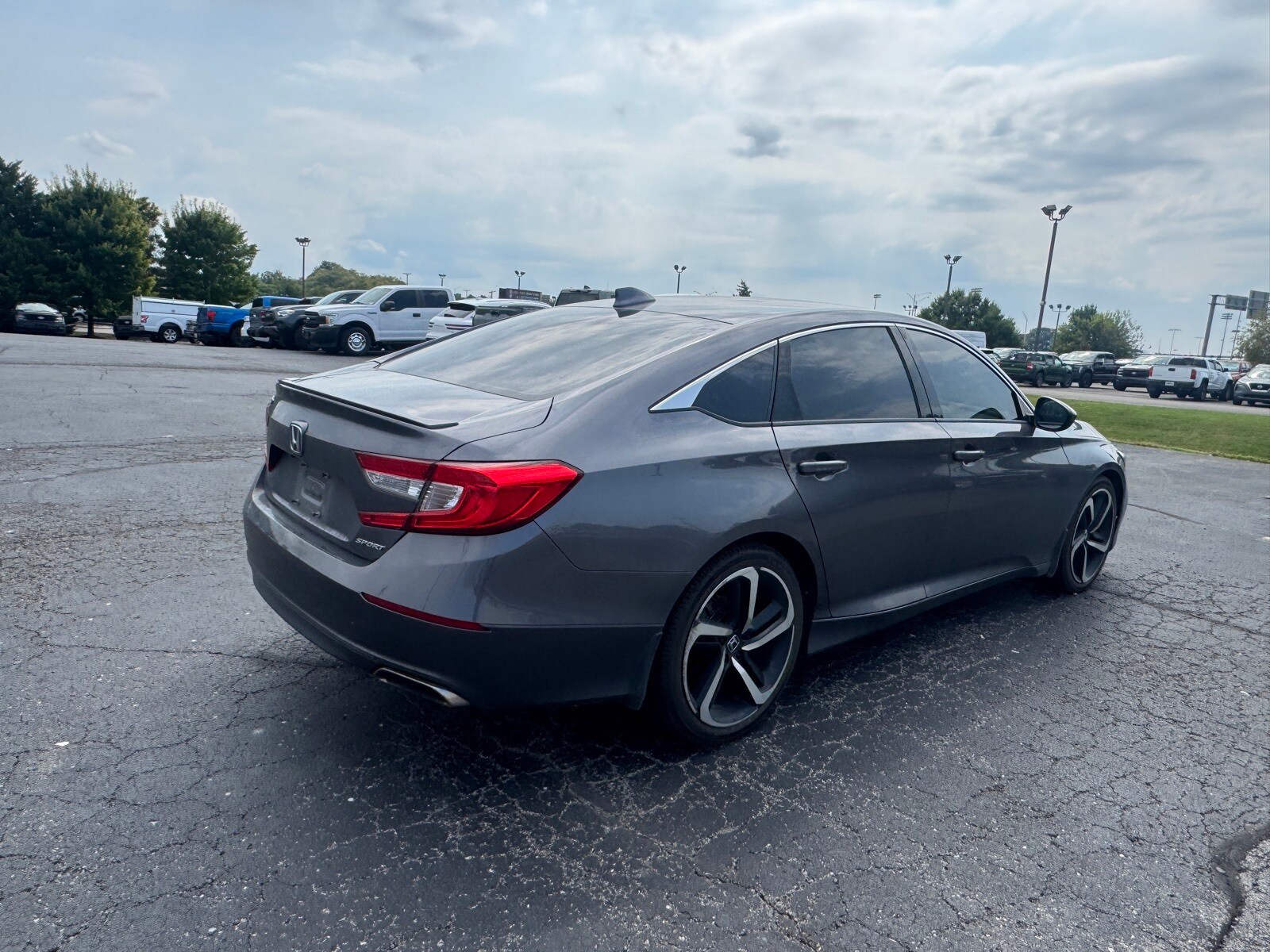 2018 Honda Accord Sport photo 3