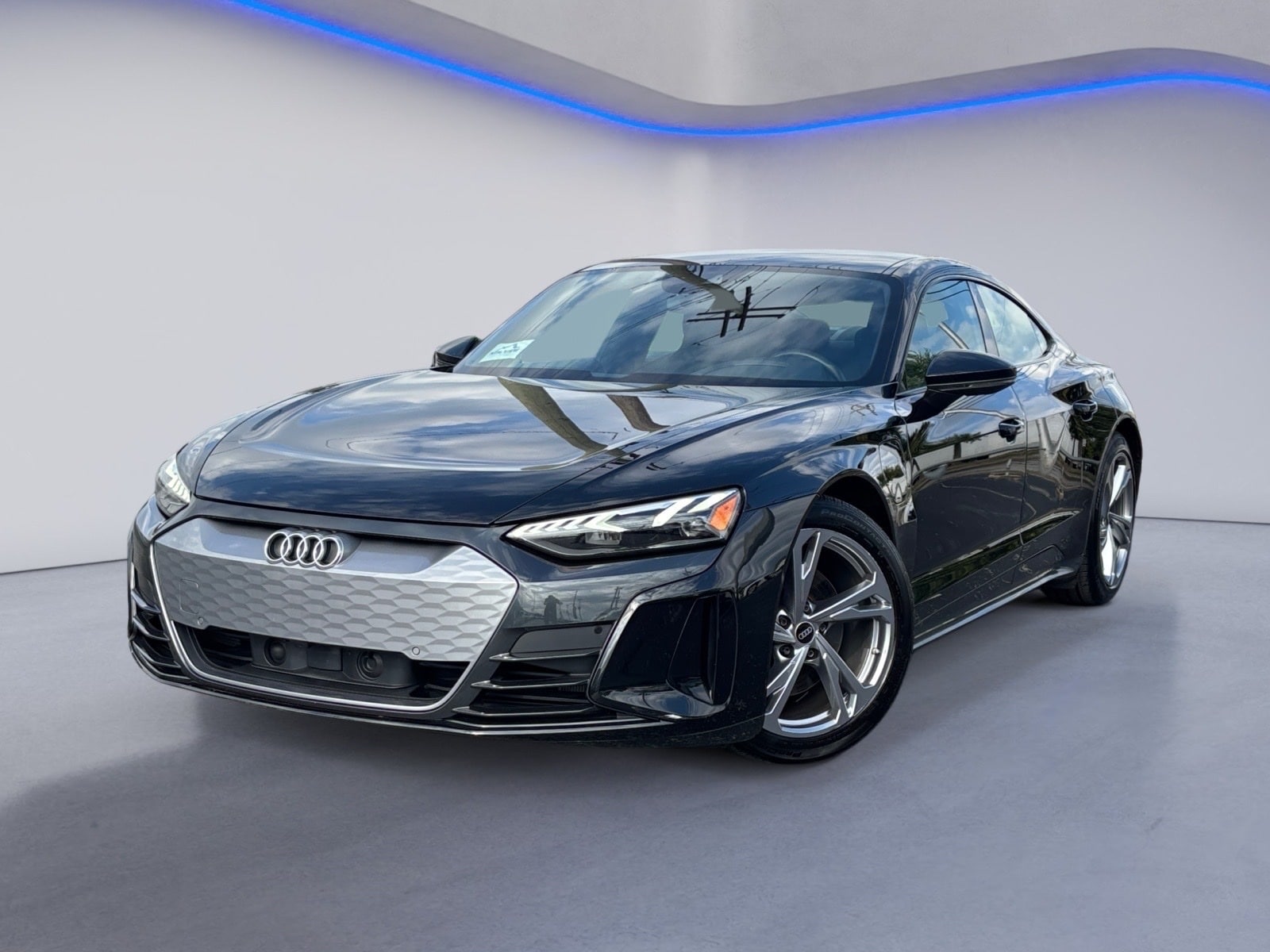 Certified 2022 Audi e-tron GT Premium Plus with VIN WAUFJBFW5N7008945 for sale in Chattanooga, TN
