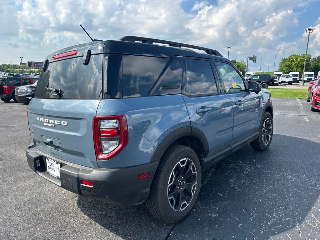 Certified 2025 Ford Bronco Sport Outer Banks SUV