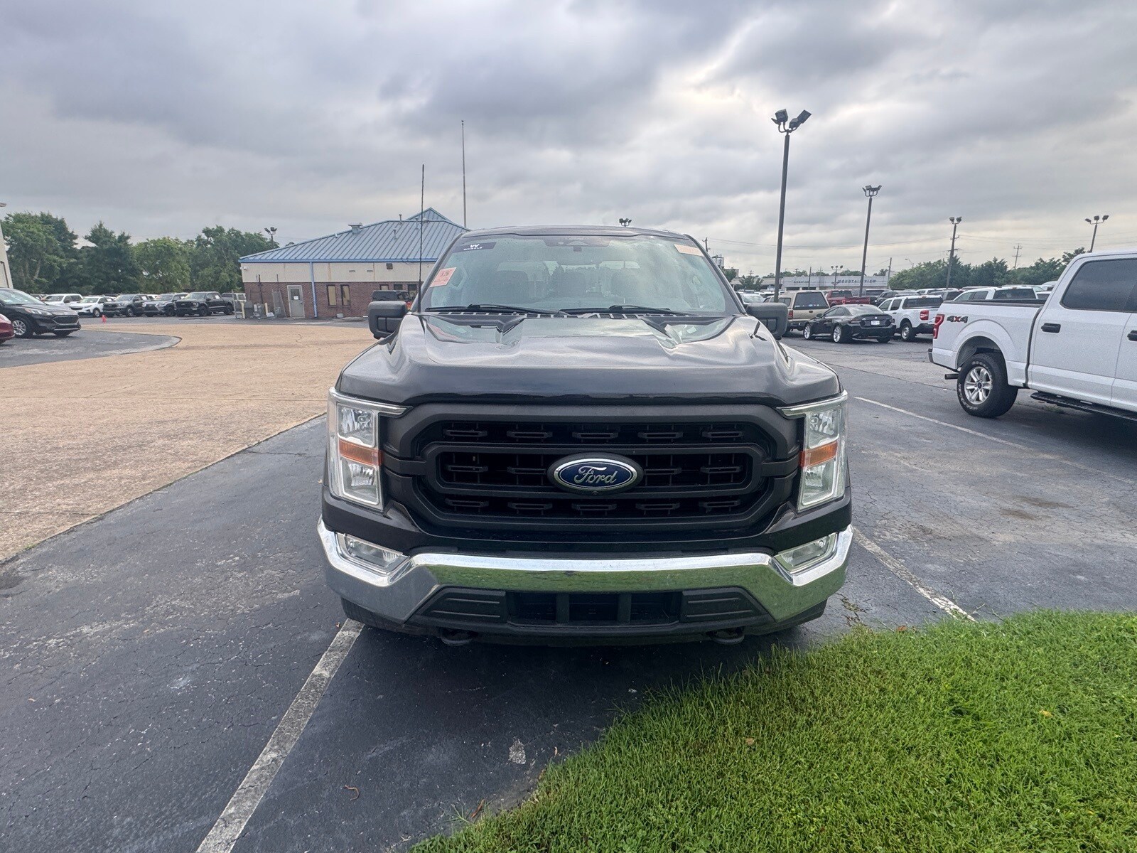 2022 Ford F-150 XL photo 4