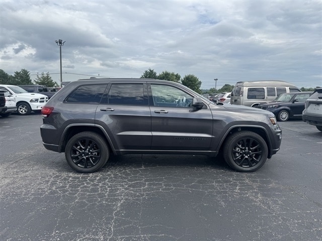 Certified 2019 Jeep Grand Cherokee Altitude with VIN 1C4RJFAG4KC768956 for sale in Chattanooga, TN