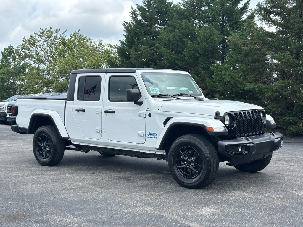 Certified 2022 Jeep Gladiator California Edition with VIN 1C6HJTAG4NL156245 for sale in Chattanooga, TN