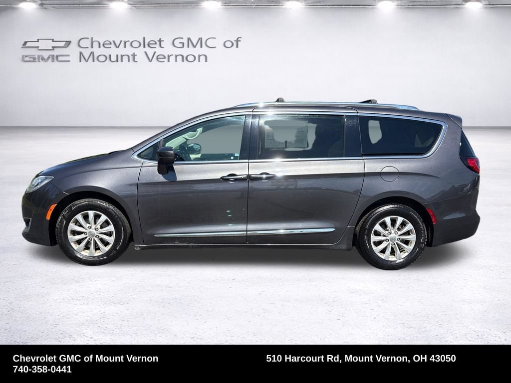 Used 2018 Chrysler Pacifica Touring L Plus with VIN 2C4RC1EG8JR256873 for sale in Mount Vernon, OH