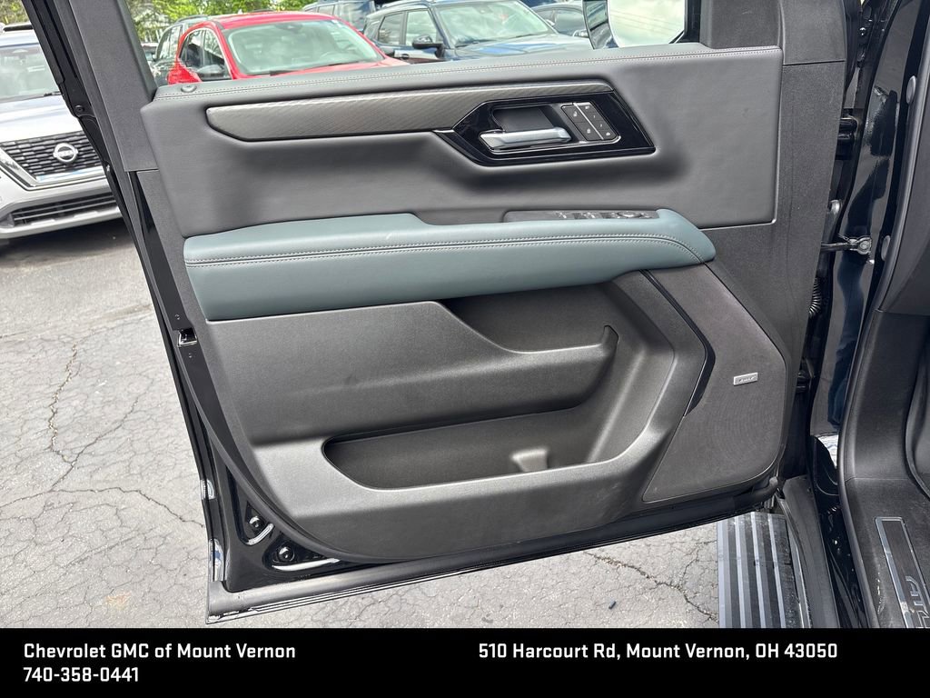 2026 GMC Yukon XL AT4 - Photo 14