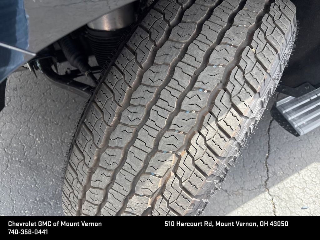 2026 GMC Yukon XL AT4 - Photo 26