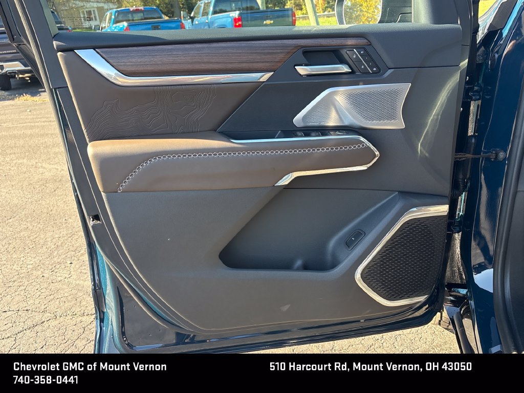 2027 GMC Acadia Denali Ultimate - Photo 14