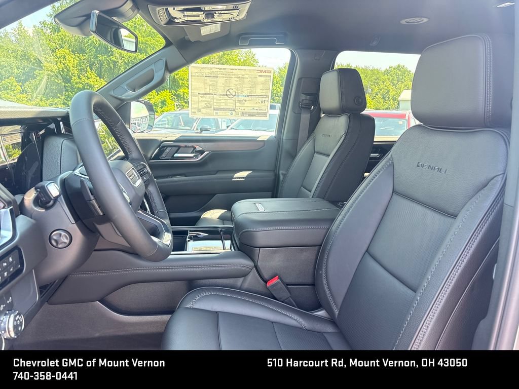 2026 GMC Yukon XL Denali - Photo 12