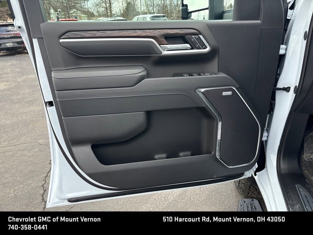 2026 GMC Sierra 2500HD SLT - Photo 12