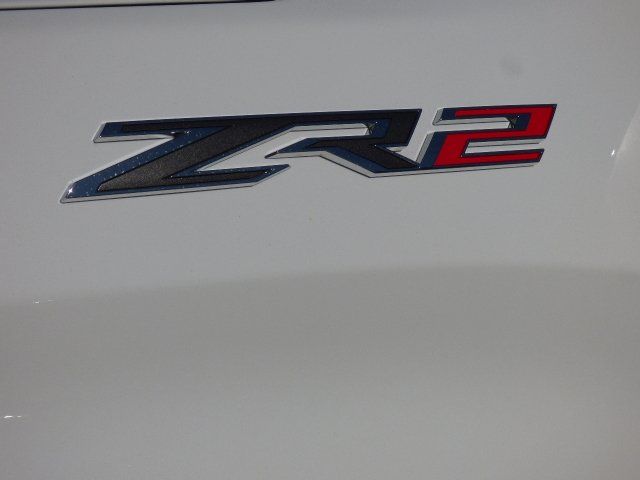 2025 Chevrolet Silverado 1500 ZR2 - Photo 3