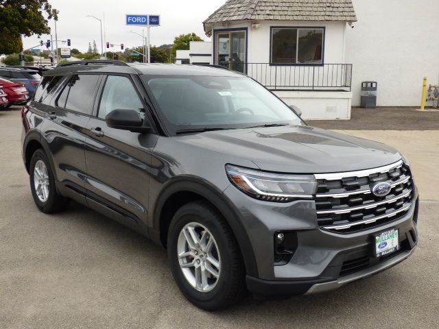 2026 Ford Explorer's photo