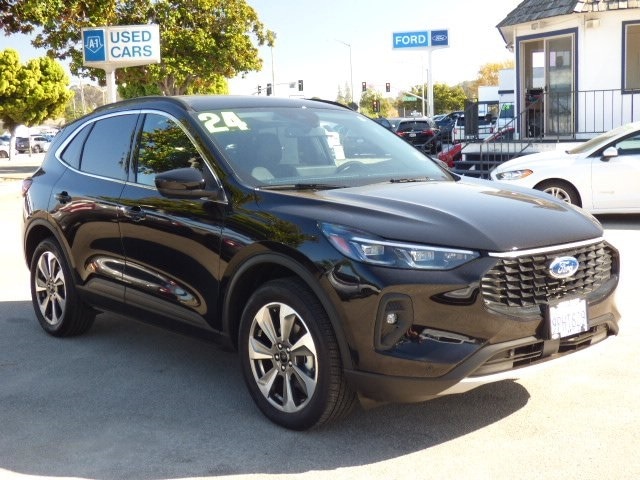 2024 Ford Escape Platinum