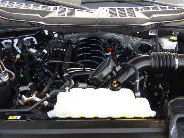 2024 Ford F-150 XLT - Photo 11