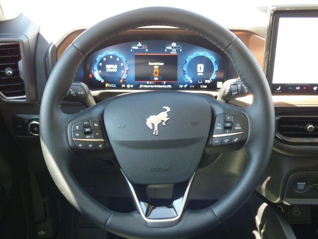 2025 Ford Bronco Sport Outer Banks photo 3