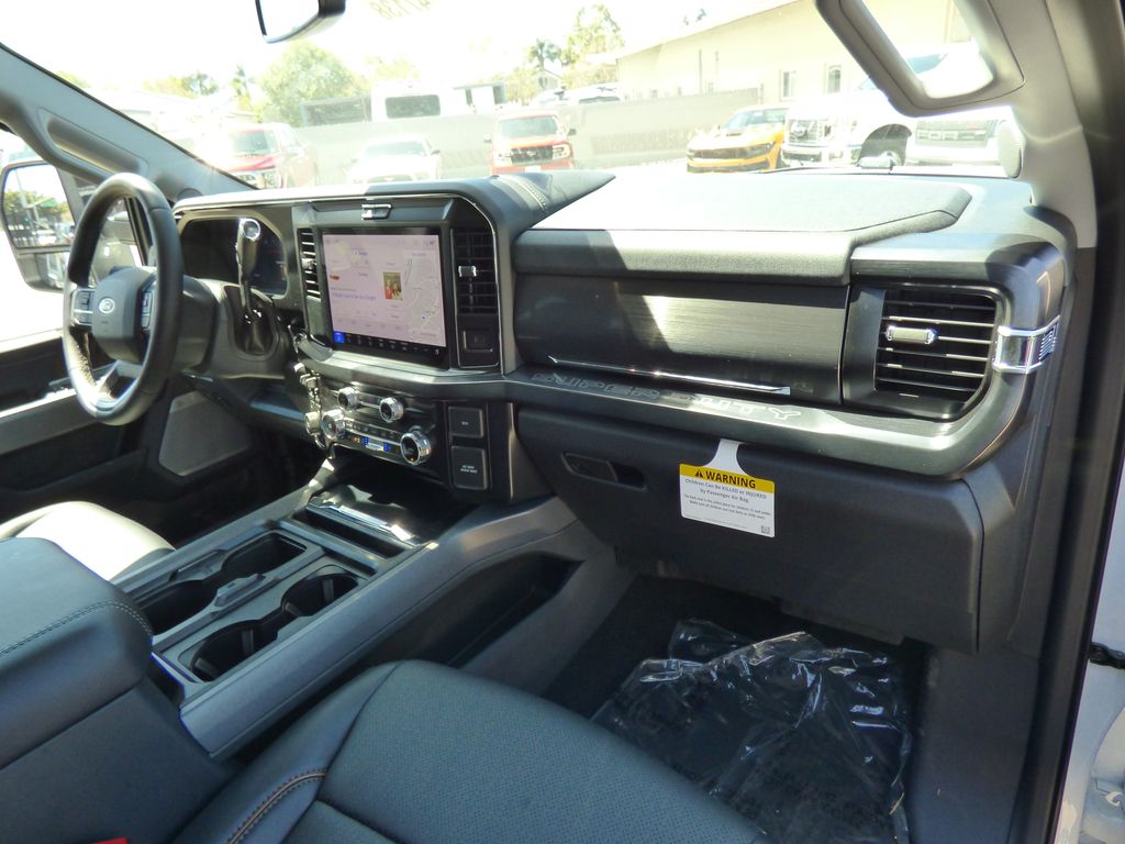 2026 Ford F-250 Super Duty Lariat - Photo 13