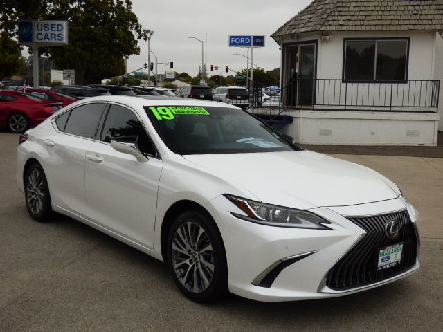 2019 Lexus ES 350 350's photo