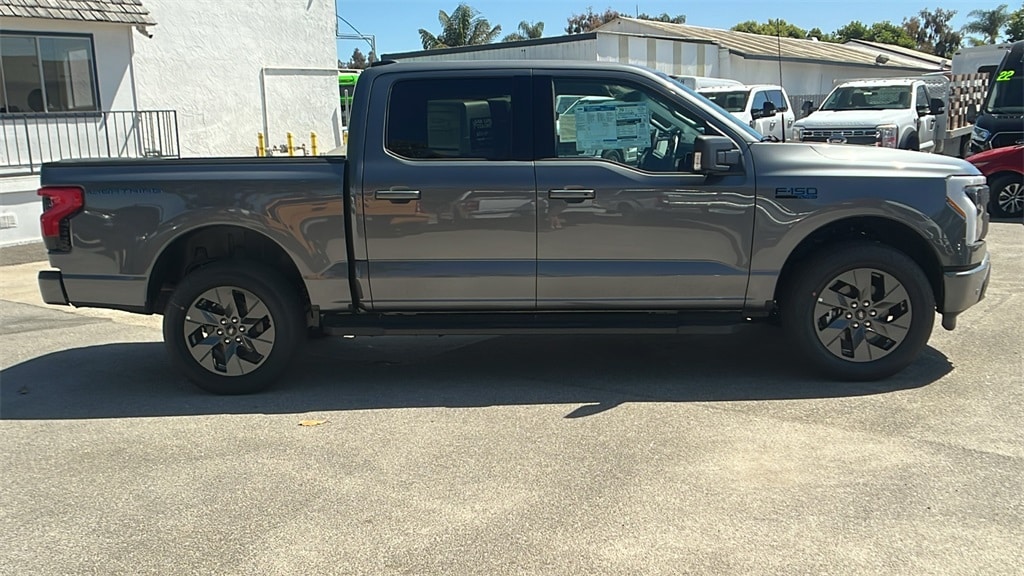 2024 Ford F-150 Lightning Flash