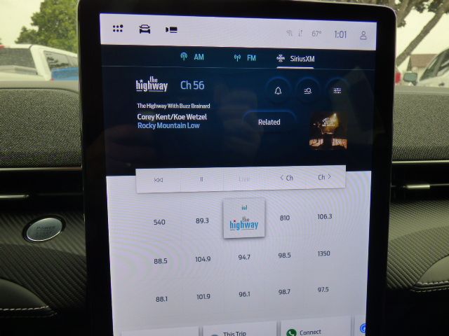 2025 Ford Mustang Mach-E Premium - Photo 24