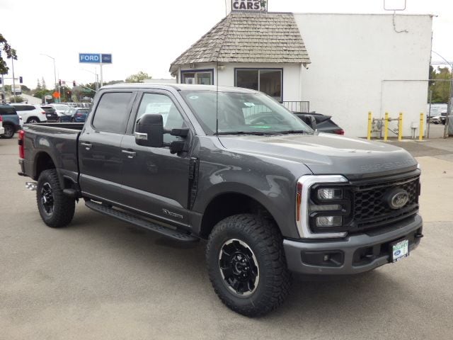 2026 Ford F-350 Lariat 4x4 Crew Cab 6-3/4' Box SRW's photo