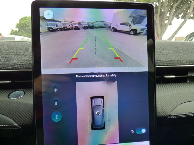 2025 Ford Mustang Mach-E Premium - Photo 23