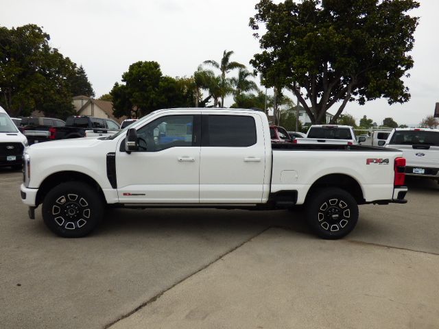 2026 Ford F-250 Super Duty Platinum - Photo 6