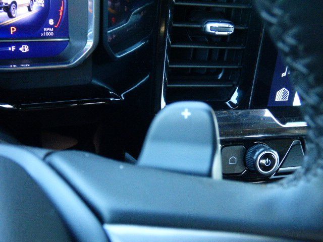 2025 Chevrolet Silverado 1500 ZR2 - Photo 30