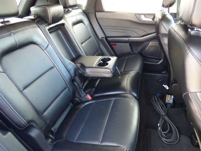 2022 Ford Escape SEL photo 4