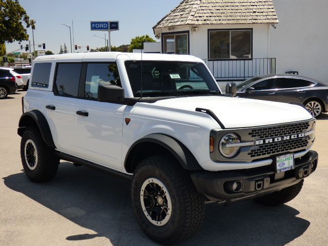 2026 Ford Bronco Badlands 4x4's photo