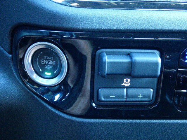 2025 Chevrolet Silverado 1500 ZR2 - Photo 19