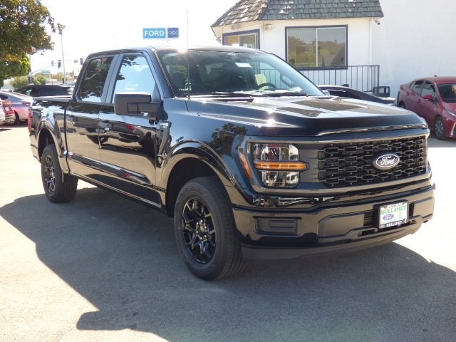 2025 Ford F-150 Truck SuperCrew Cab 