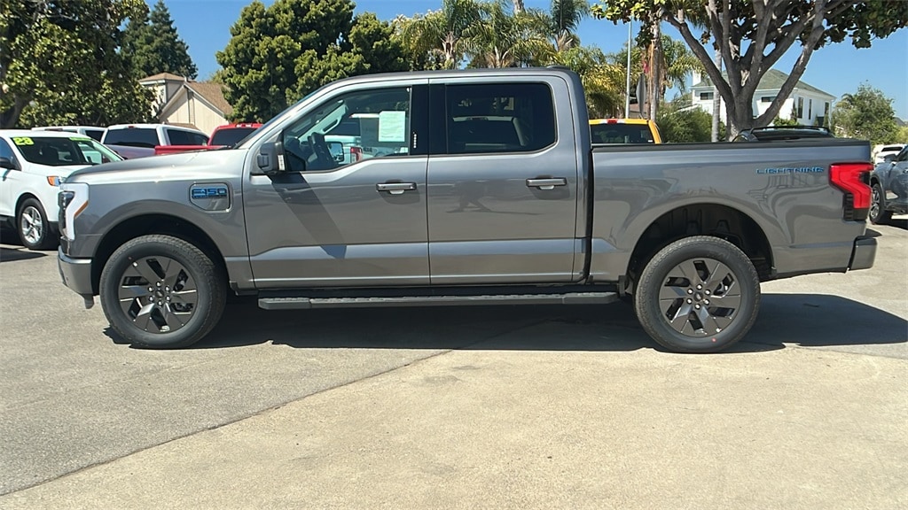 2024 Ford F-150 Lightning Flash