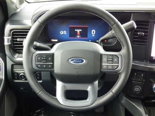 2026 Ford F-350 photo 4