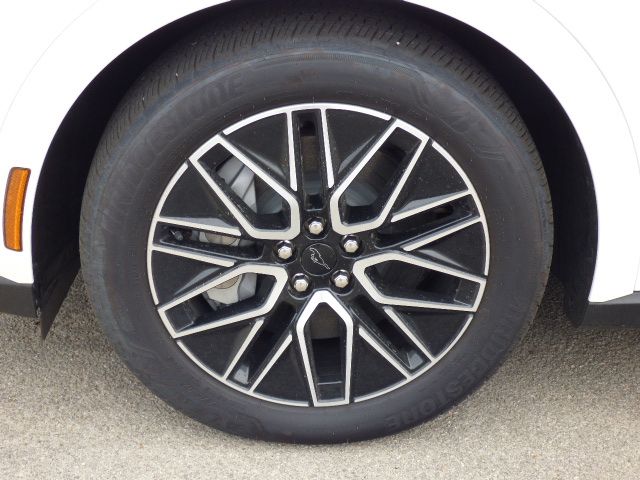 2025 Ford Mustang Mach-E Premium - Photo 9