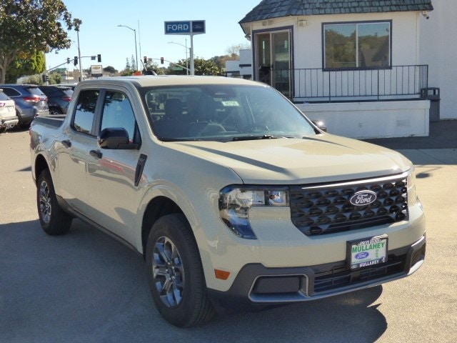 2025 Ford Maverick XLT's photo