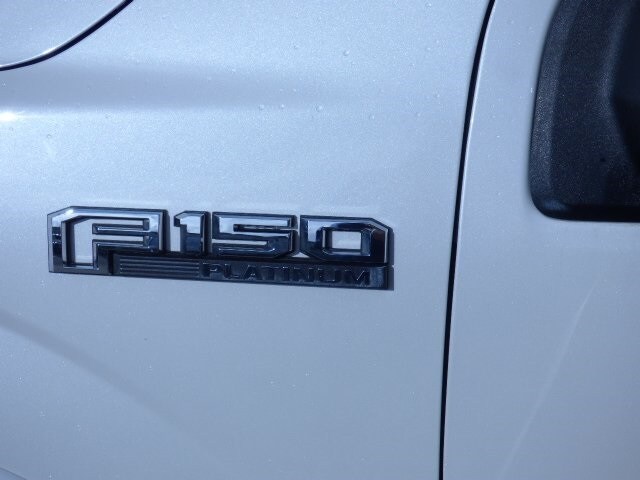2017 Ford F-150 Platinum photo 3