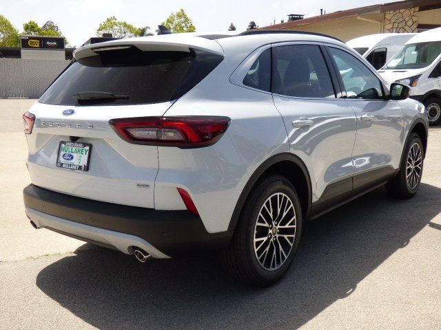 2025 Ford Escape Plug-in hybrid PHEV - Photo 8