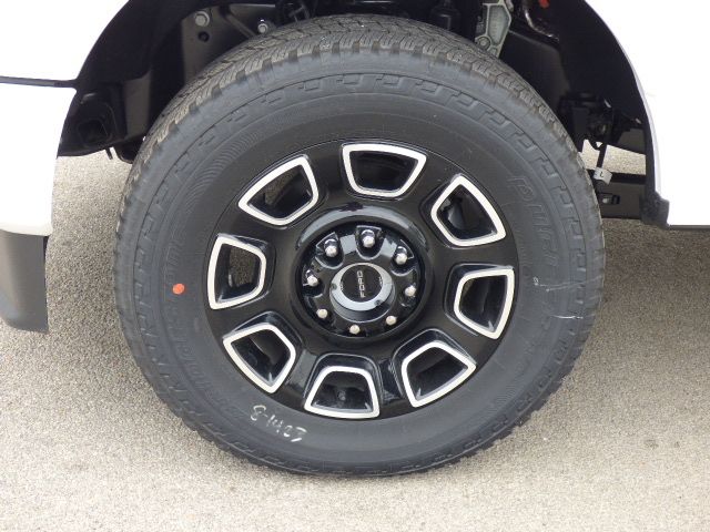 2026 Ford F-250 Super Duty Platinum - Photo 9