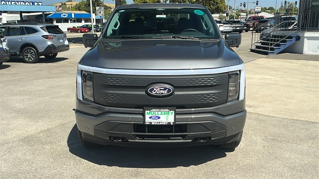 2024 Ford F-150 Lightning Flash