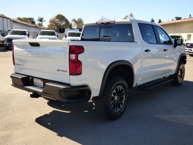 2025 Chevrolet Silverado 1500 ZR2 - Photo 10