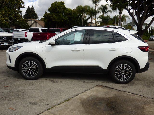 2025 Ford Escape Plug-in hybrid PHEV - Photo 24