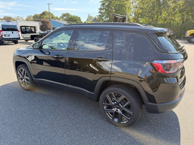2026 Jeep Compass Limited Altitude photo 4