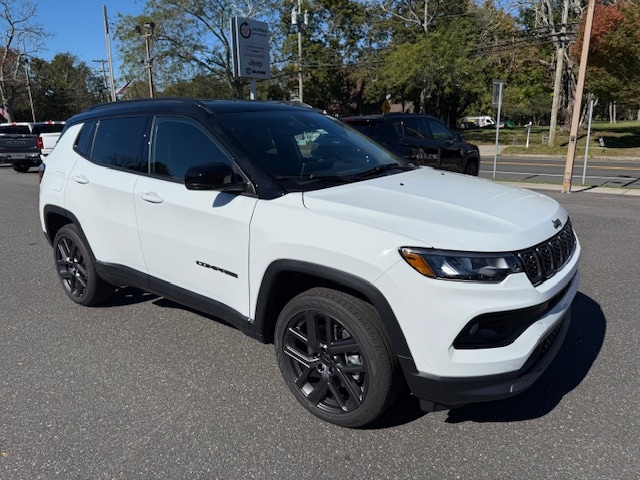 2026 Jeep Compass Limited Altitude's photo