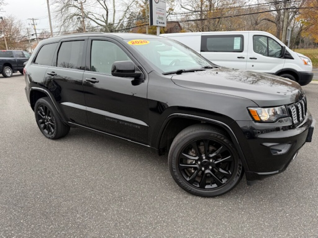 Used 2020 Jeep Grand Cherokee Altitude Sport Utility