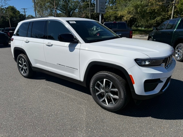 2027 Jeep Grand Cherokee