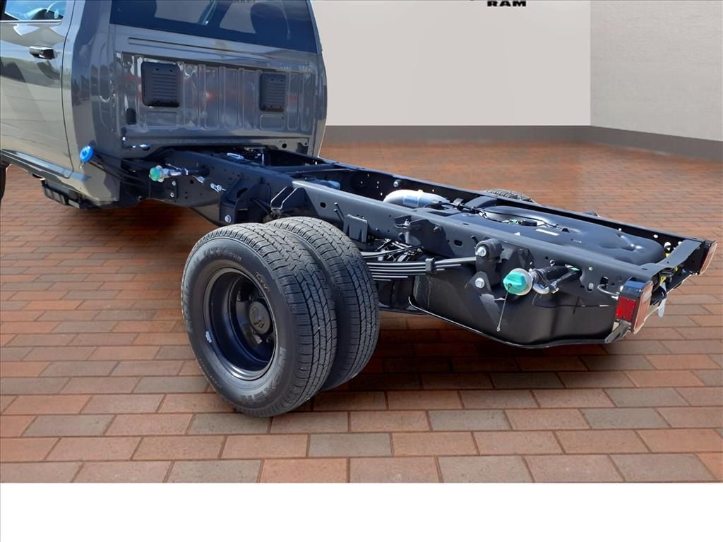 2026 RAM 3500 Chassis Tradesman - Photo 26