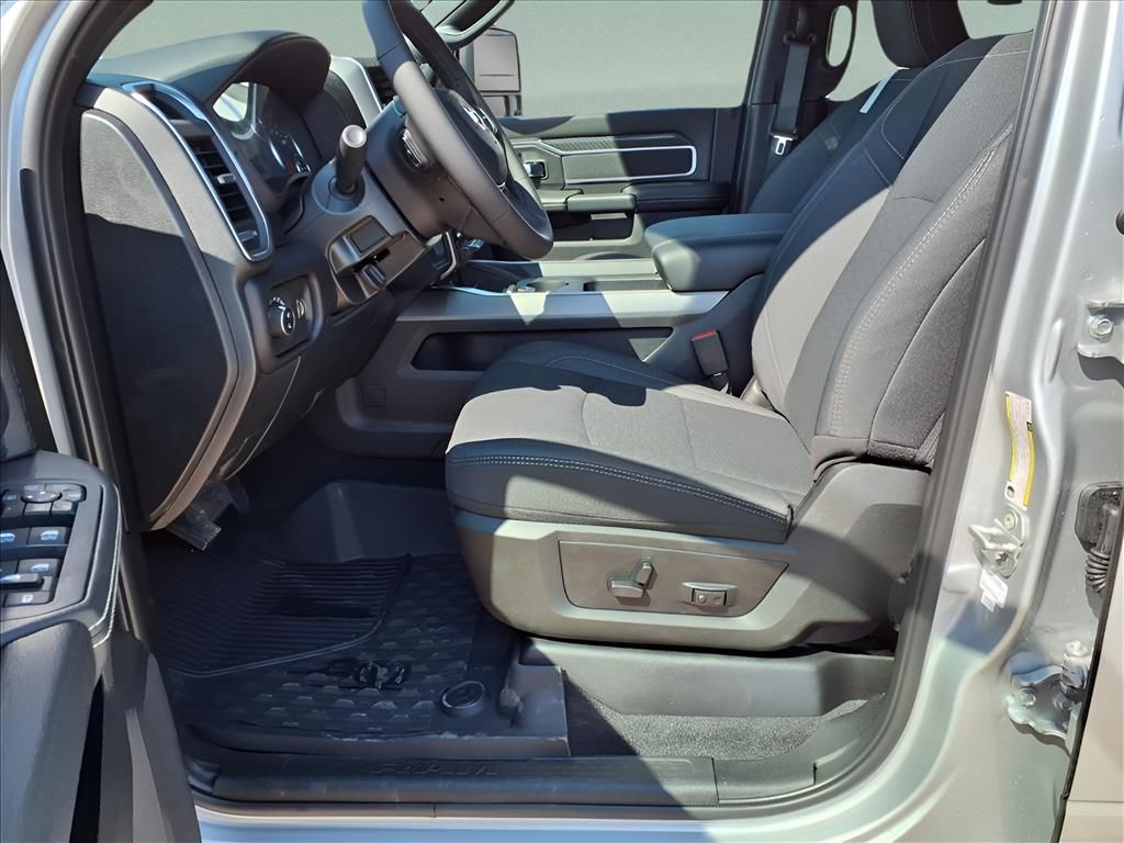 2026 RAM 2500 Big Horn - Photo 22