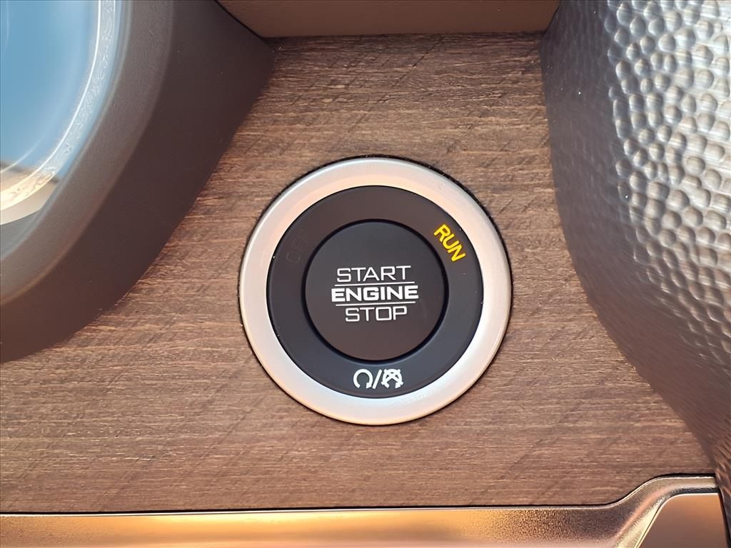 2025 RAM 1500 Limited Longhorn - Photo 17