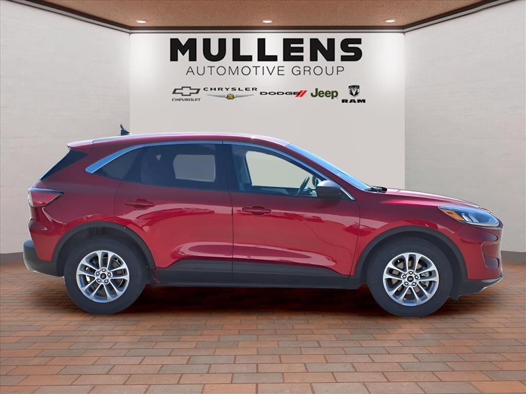 Used 2022 Ford Escape SE SUV