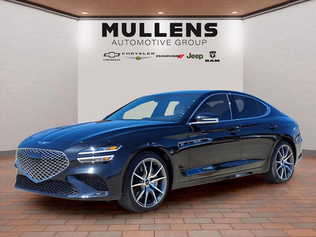2024 Genesis G70 2.5T Standard's photo